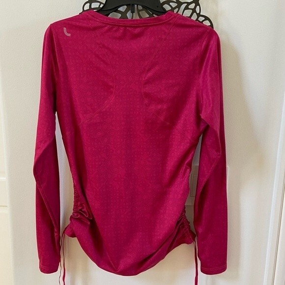 Lole Side Tie Ruching Hem Long Sleeve Printed Top - Picture 11 of 15